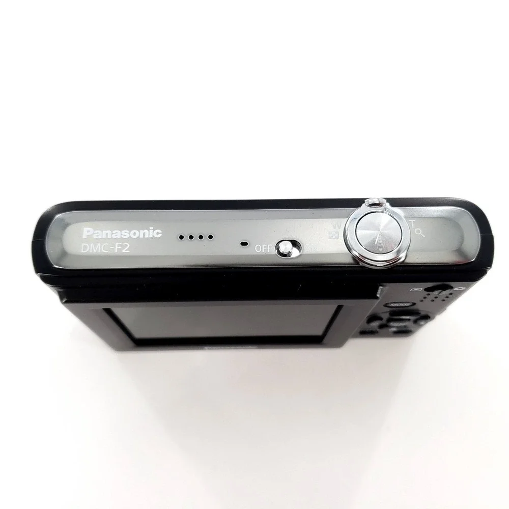 Panasonic LUMIX DMC-F2 10.1 MP Digital Camera Black w/ Battery, Charger, SD Card